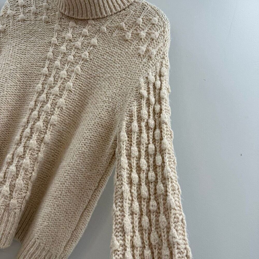 TOCCIN X RTR Popcorn Knit Sweater💜 - Picture 8 of 9